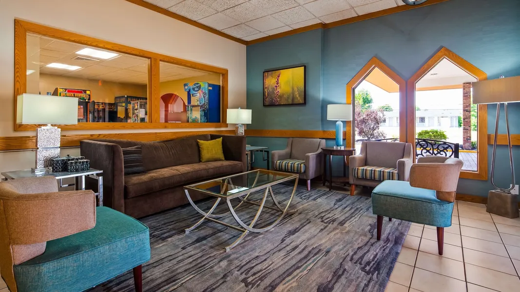 Best Western Woodhaven Inn hotel detail image 2