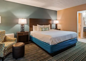 Best Western Woodhaven Inn hotel thumbnail 6