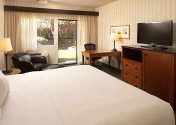 Red Lion Hotel Bellevue hotel thumbnail 6