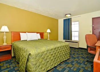 Americas Best Value Inn Pauls Valley hotel thumbnail 7