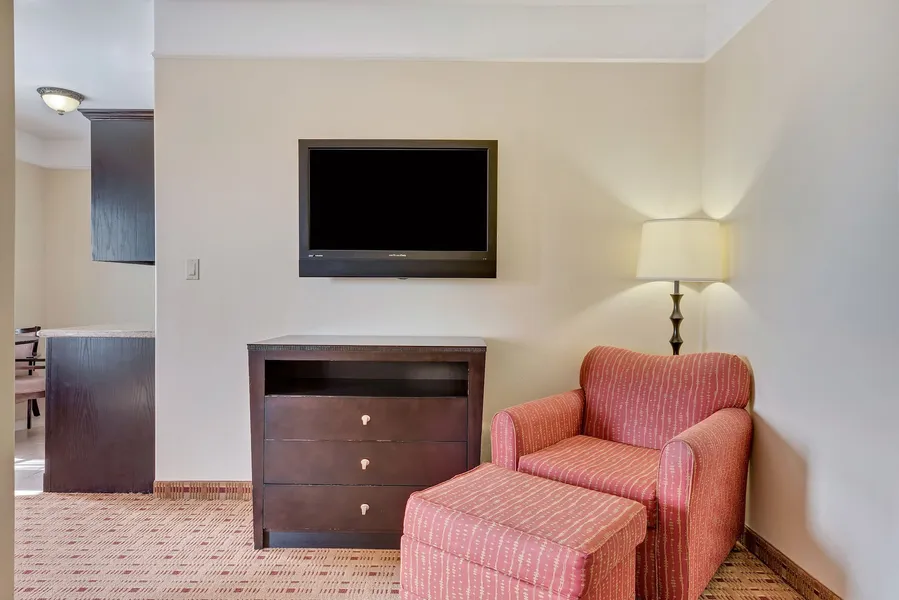 Super 8 by Wyndham Hidalgo/McAllen Area hotel detail image 6