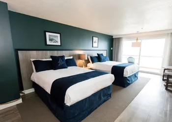 Surftides Lincoln City hotel thumbnail 8