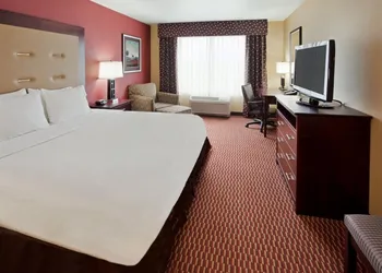 Holiday Inn Express Hotel & Suites Great Falls by IHG hotel thumbnail 2