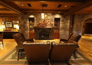 Disney's Wilderness Lodge hotel thumbnail 6