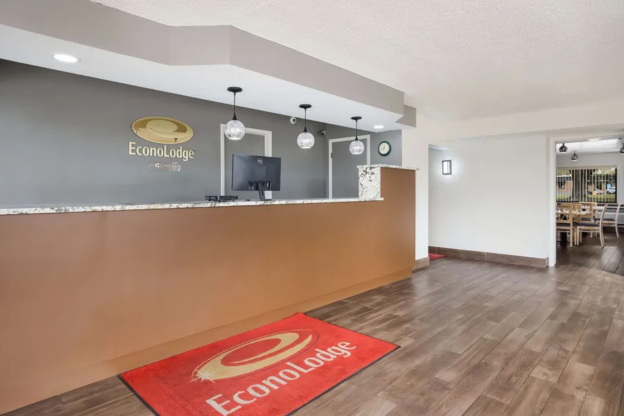 Econo Lodge Live Oak hotel detail image 2