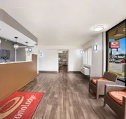 Econo Lodge Live Oak hotel detail image 4