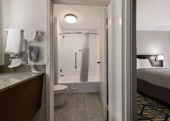 Quality Inn Orange Park Jacksonville hotel thumbnail 7