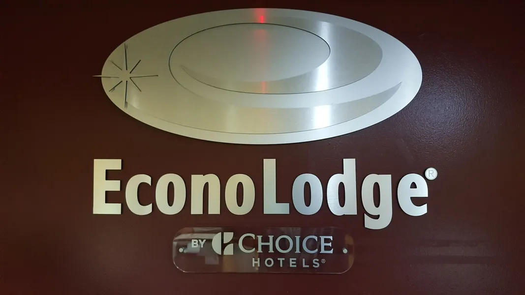 Econo Lodge Tampa near Busch Gardens hotel detail image 2