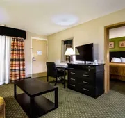 Quality Inn & Suites Moline - Quad Cities hotel detail image 5