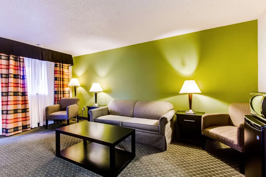 Quality Inn & Suites Moline - Quad Cities hotel detail image 6