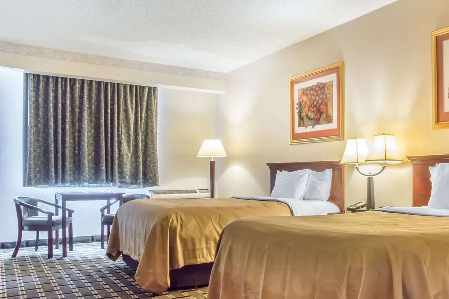 Quality Inn & Suites Palm Island Indoor Waterpark hotel detail image 6
