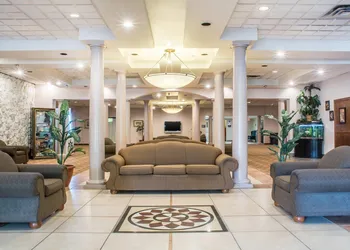 Quality Inn & Suites Palm Island Indoor Waterpark hotel thumbnail 4