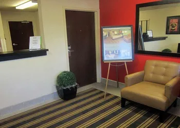 Studio 6 Suites Sacramento Northgate CA hotel thumbnail 2