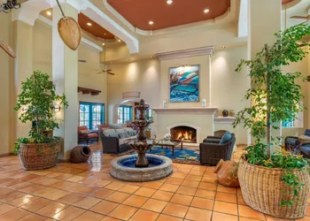 Quality Suites Downtown San Luis Obispo hotel thumbnail 3