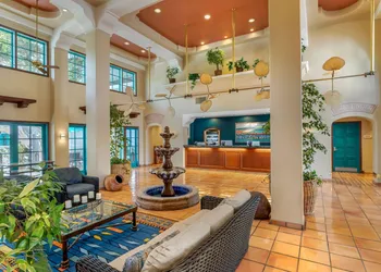 Quality Suites Downtown San Luis Obispo hotel thumbnail 4