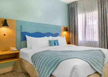 Quality Suites Downtown San Luis Obispo hotel thumbnail 6