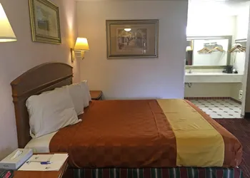 Americas Best Value Inn Pico Rivera Los Angeles E hotel thumbnail 6