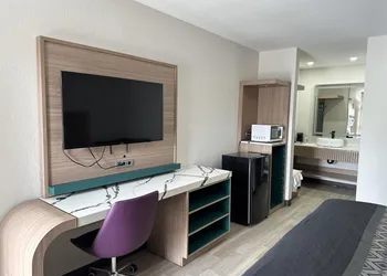 Americas Best Value Inn Pico Rivera Los Angeles E hotel thumbnail 8