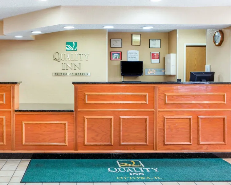 Quality Inn Ottawa near Starved Rock State Park hotel detail image 2