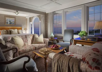 Ocean House Hotel at Bass Rocks hotel thumbnail 3