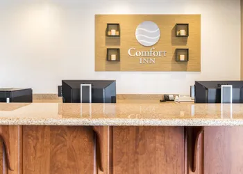 Comfort Inn Humboldt Bay hotel thumbnail 3