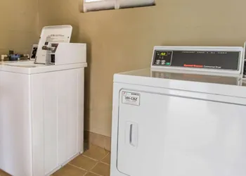 Rodeway Inn & Suites Haines City - Winter Haven hotel thumbnail 6