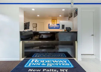Rodeway Inn & Suites New Paltz - Hudson Valley hotel thumbnail 3