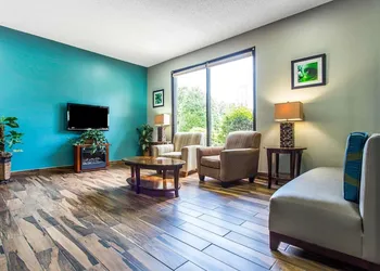 Quality Inn Albemarle hotel thumbnail 2