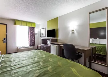 Quality Inn Albemarle hotel thumbnail 8