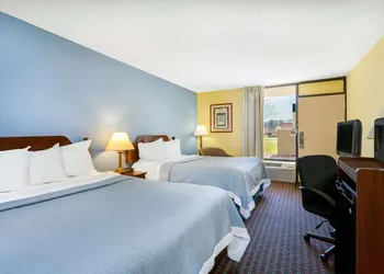 Days Inn by Wyndham Mocksville hotel thumbnail 6