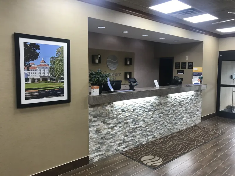 Comfort Inn Pinehurst - Southern Pines hotel detail image 2
