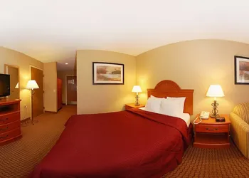 Quality Inn Sidney hotel thumbnail 4