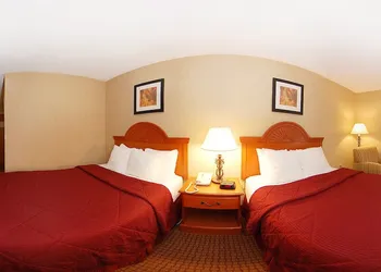Quality Inn Sidney hotel thumbnail 5