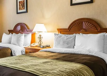 Quality Inn Sidney hotel thumbnail 8