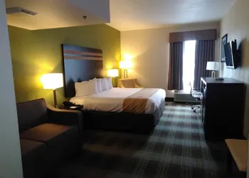 Quality Inn & Suites Mount Vernon hotel thumbnail 7