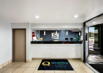 Quality Inn Bulls Gap hotel thumbnail 2