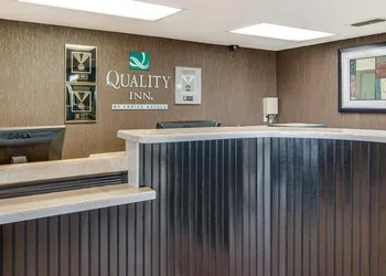 Quality Inn Mt. Pleasant hotel thumbnail 2