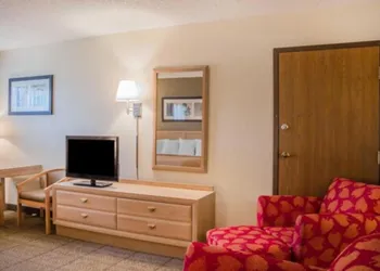 Quality Inn Port Clinton Waterfront hotel thumbnail 7