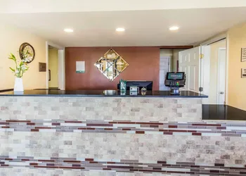Quality Inn & Suites Abilene North hotel thumbnail 2