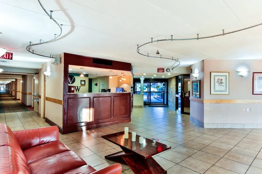 The View Inn & Suites hotel detail image 2