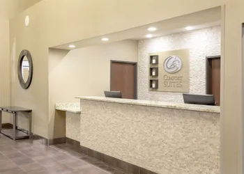 Comfort Suites Yakima hotel thumbnail 8