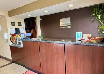 Econo Lodge Lenoir City - Knoxville Area hotel thumbnail 6