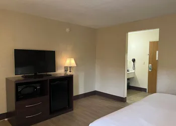Quality Inn Wilkes-Barre near Arena hotel thumbnail 5