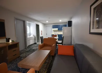 Baymont by Wyndham Pine Grove I-81 hotel thumbnail 4