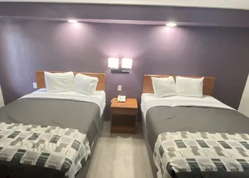 Executive Inn Kingsville hotel thumbnail 7