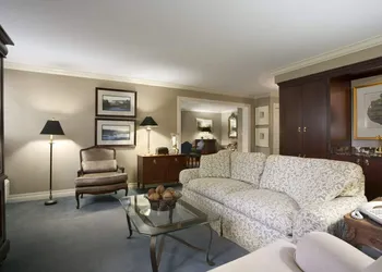 Days Inn by Wyndham Sidney OH hotel thumbnail 8