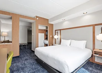 Fairfield Inn & Suites by Marriott Hickory hotel thumbnail 5