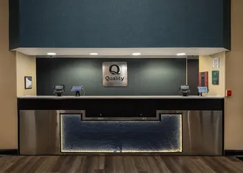 Quality Inn & Suites Lexington South hotel thumbnail 4
