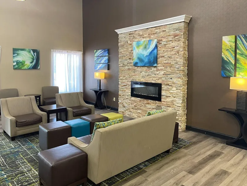 Quality Inn & Suites Lexington South hotel detail image 6