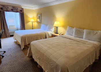 Super 8 by Wyndham Temple I-35 hotel thumbnail 4
